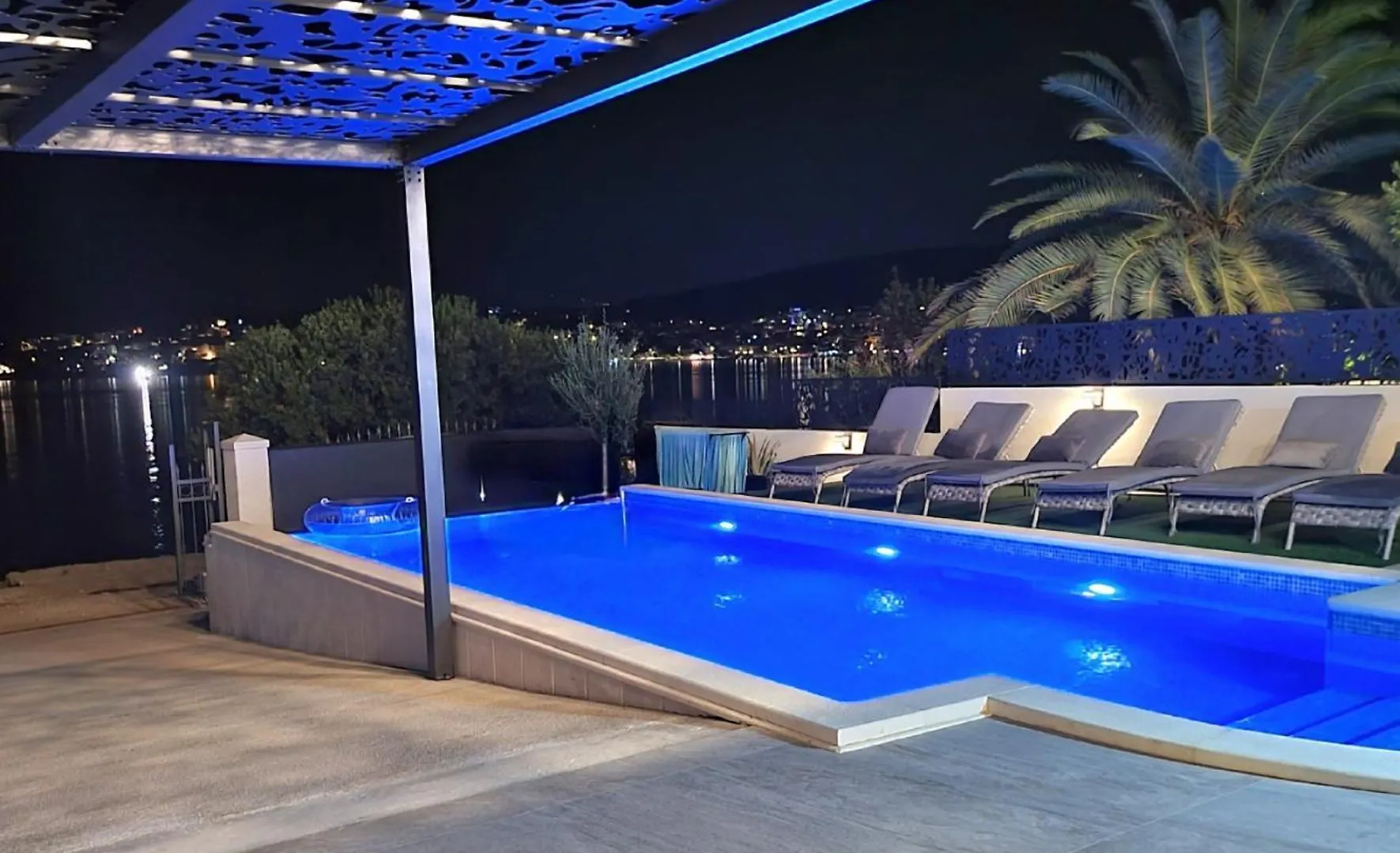 Villa Palace Al Nera Trogir